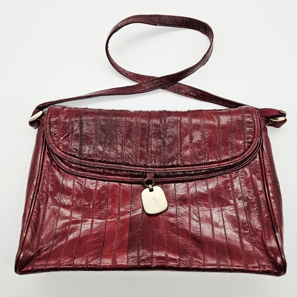 VINTAGE | Bentley genuine eelskin leather shoulder bag purse